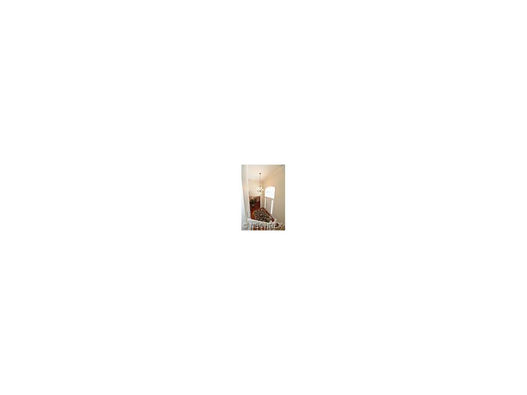 4590 Brainard Rd, Chagrin Falls OH 44022
