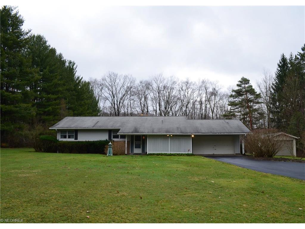 17925 Geauga Lake Rd, Chagrin Falls OH 44023