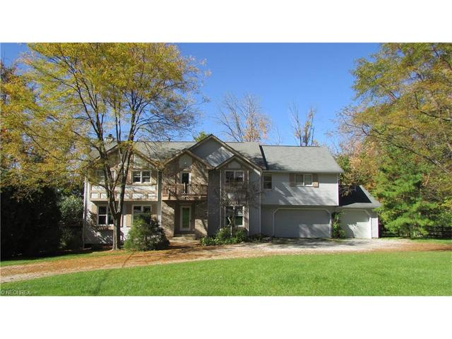17822 Geauga Lake Rd
