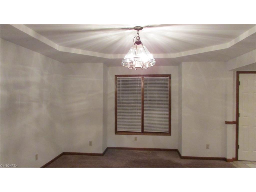 17822 Geauga Lake Rd