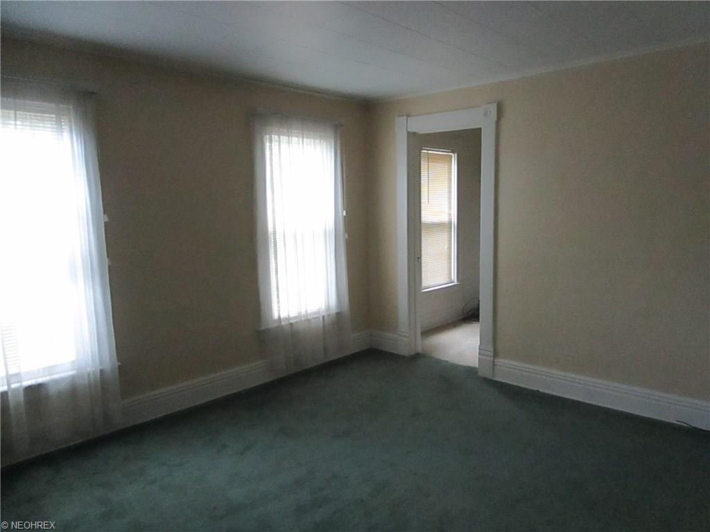 For Sale: 413 Main St Conneaut, OH 44030