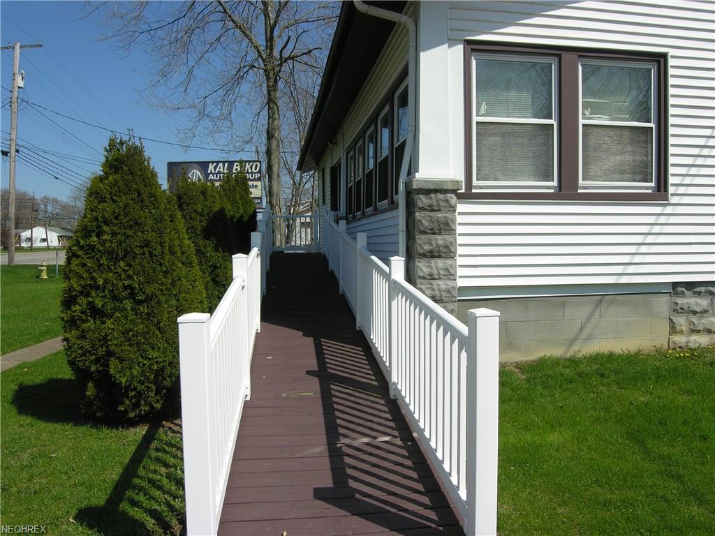 3221 Barber Ave