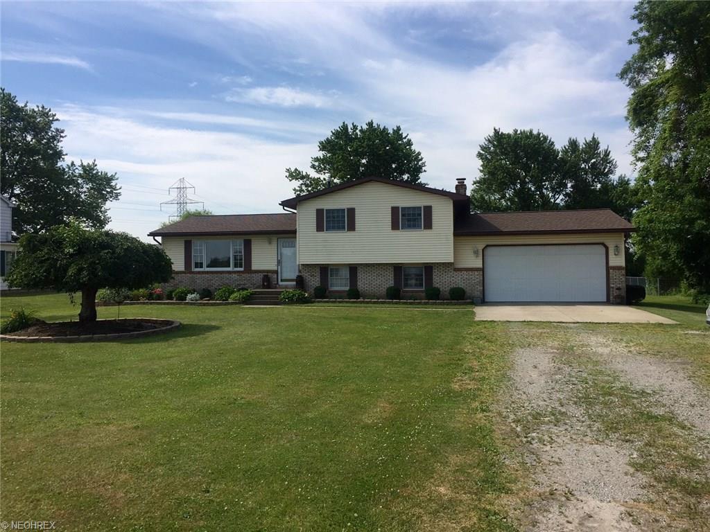 For Sale: 42895 Telegraph Rd Elyria, OH 44035