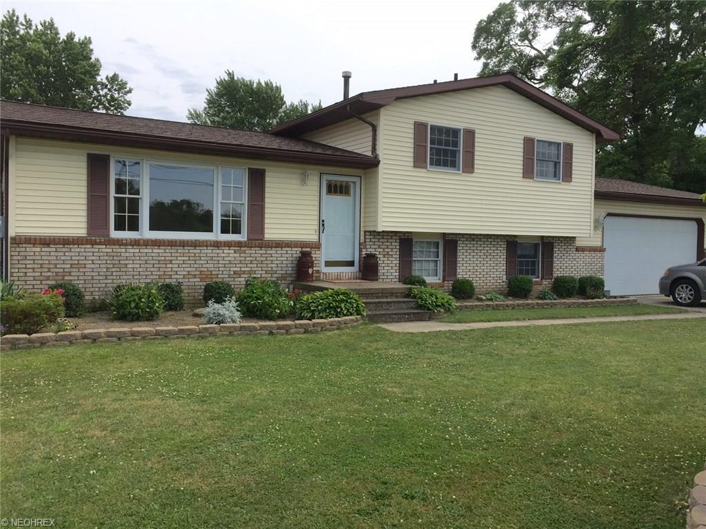 For Sale: 42895 Telegraph Rd Elyria, OH 44035