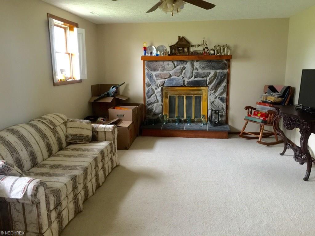 For Sale: 42895 Telegraph Rd Elyria, OH 44035