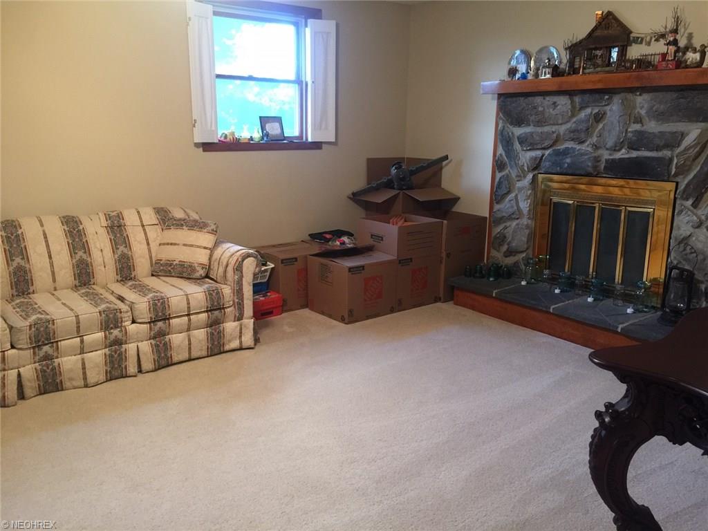For Sale: 42895 Telegraph Rd Elyria, OH 44035