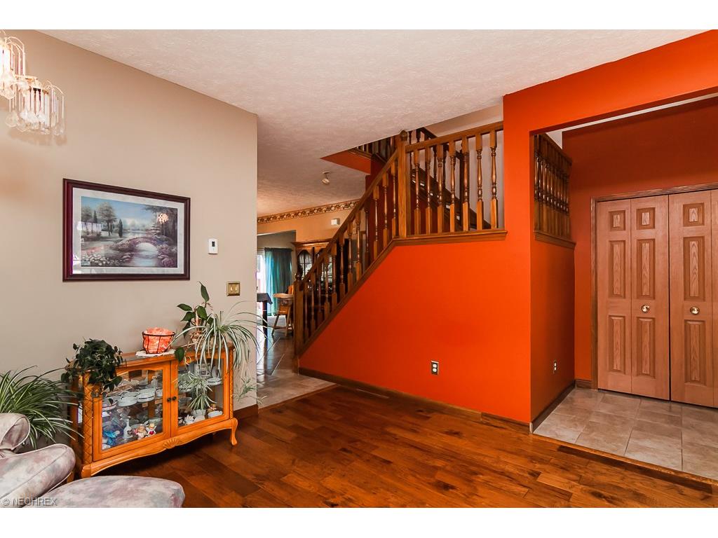 For Sale: 5486 Lavender Ct North Ridgeville, OH 44039