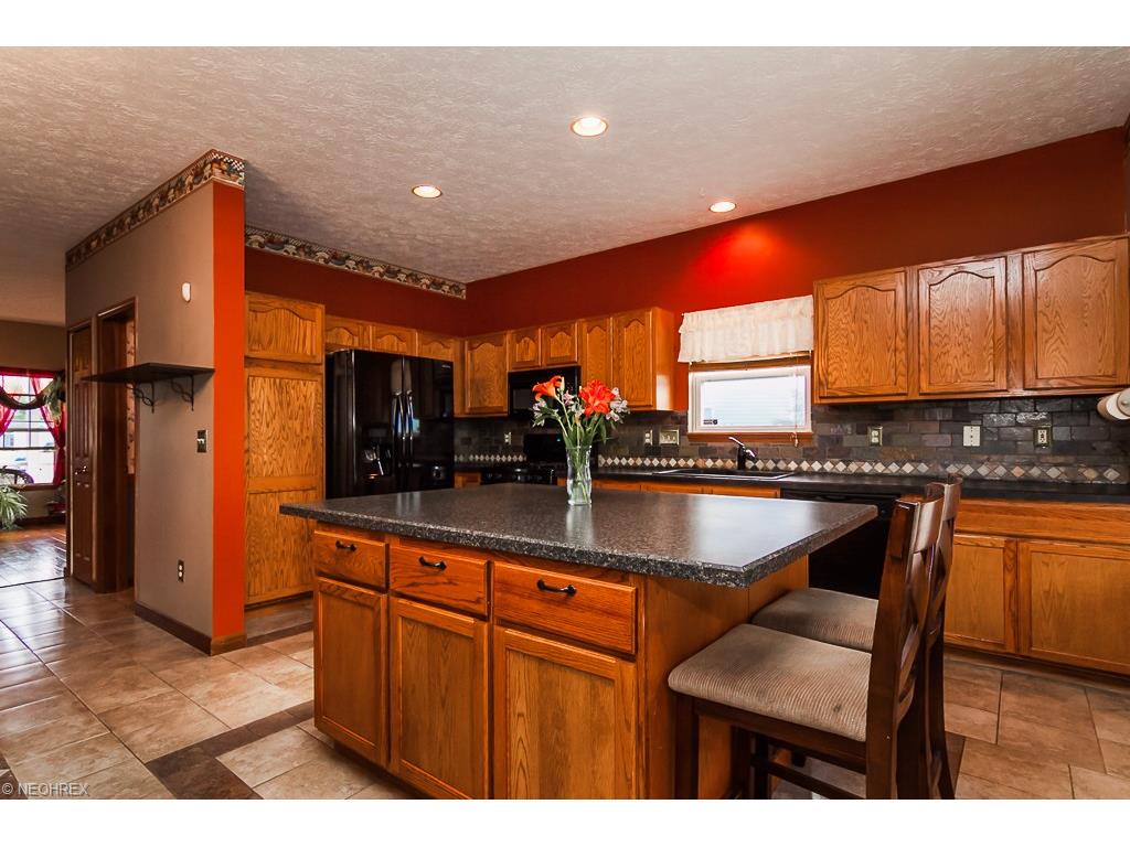 For Sale: 5486 Lavender Ct North Ridgeville, OH 44039