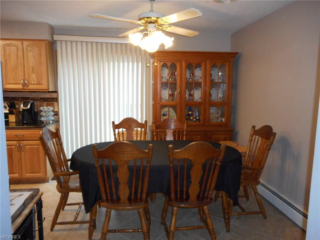 233 Forest Park Dr