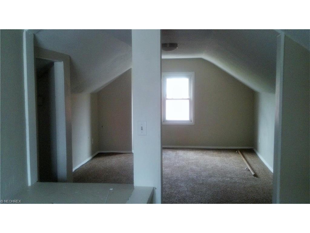 2243 Oberlin Ave, Lorain OH 44052