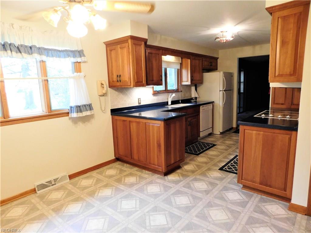 1426 W West 39th St
