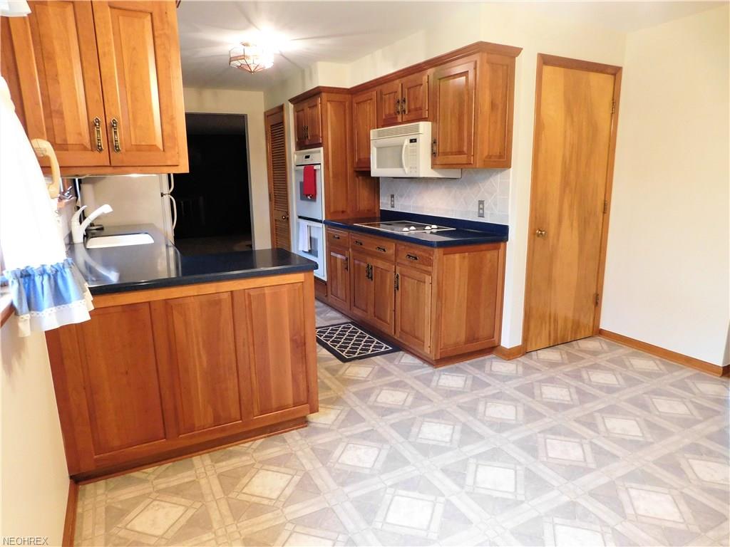 1426 W West 39th St