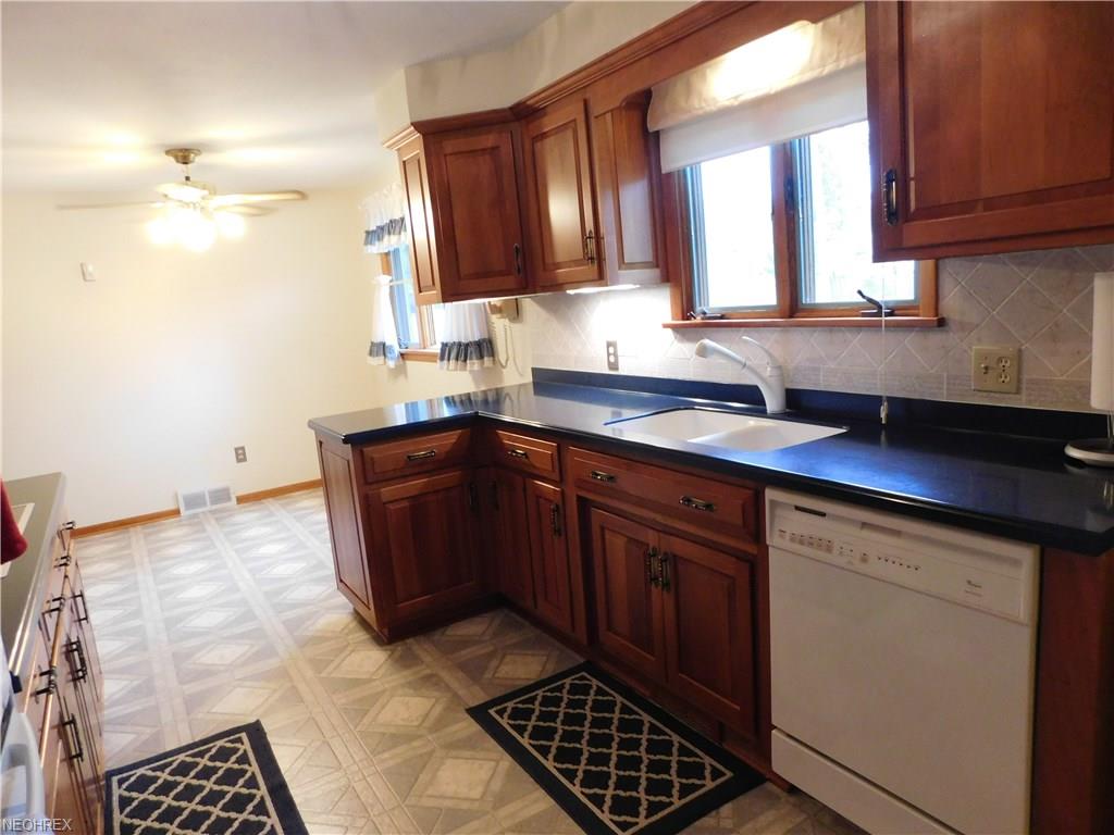 1426 W West 39th St