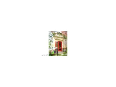 12520 Edgewater Dr #809