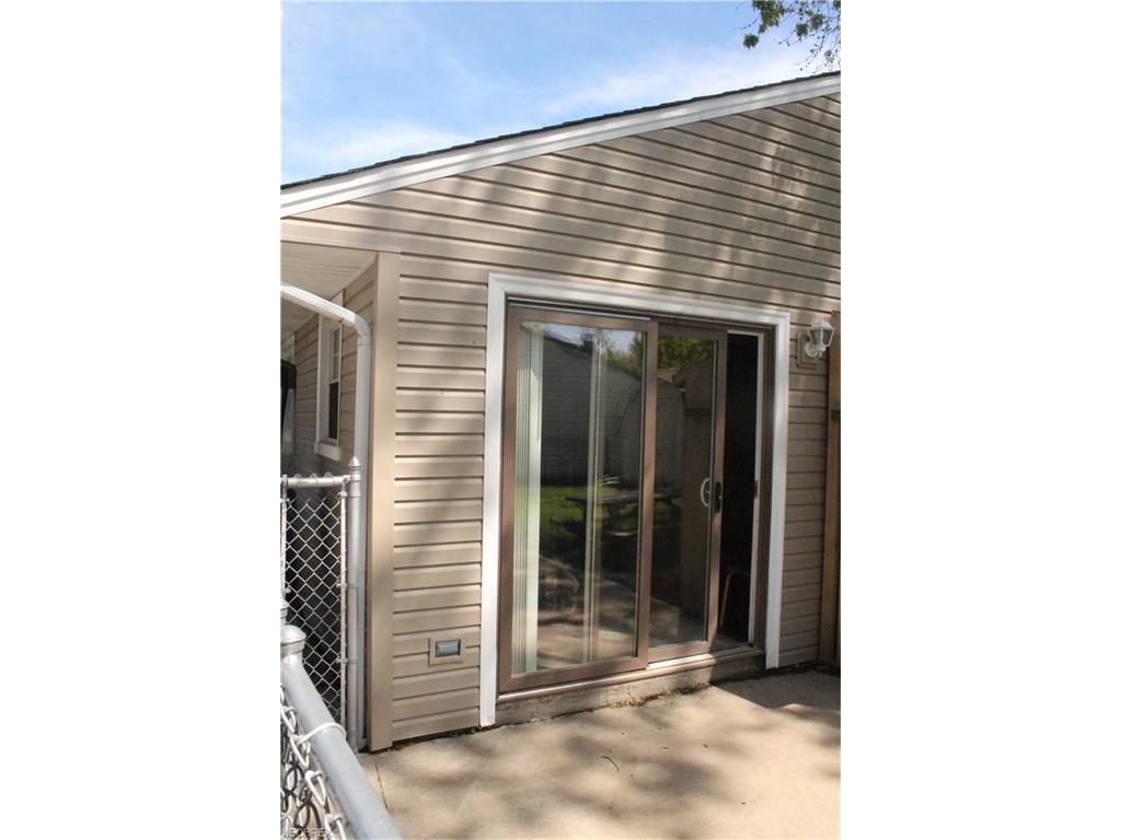 822 Dunny Ave