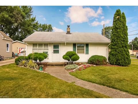 934 Lake Breeze Rd