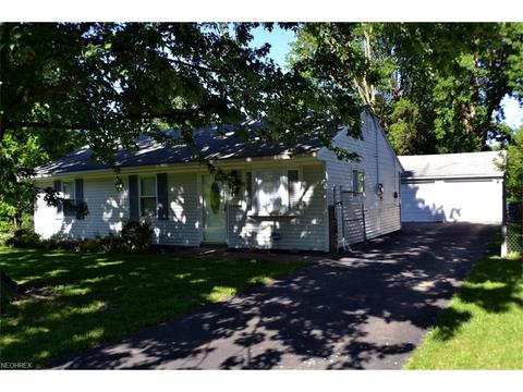 934 Lake Breeze Rd