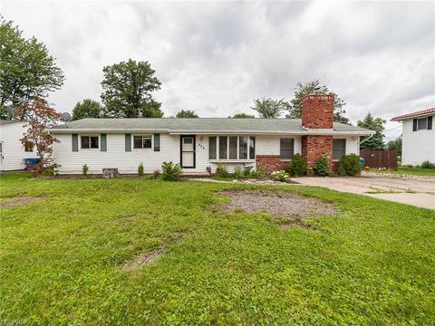 934 Lake Breeze Rd
