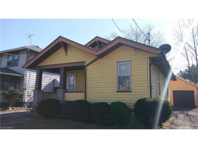 633 Dewey Ave