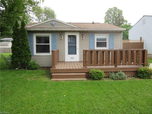 1386 Oxford Dr