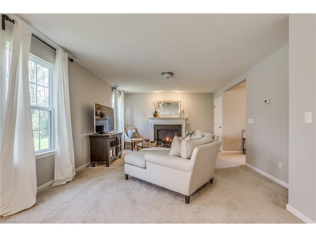 9365 Forsythe Ln
