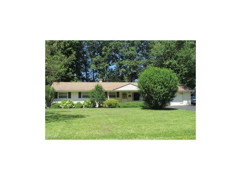 586 Iroquois Trl