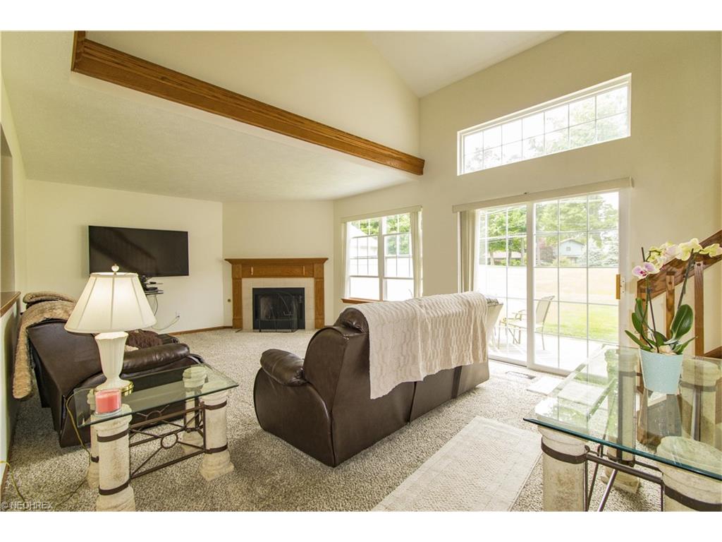 For Sale: 7528 Monterey Bay Dr #APT 3 Mentor, OH 44060