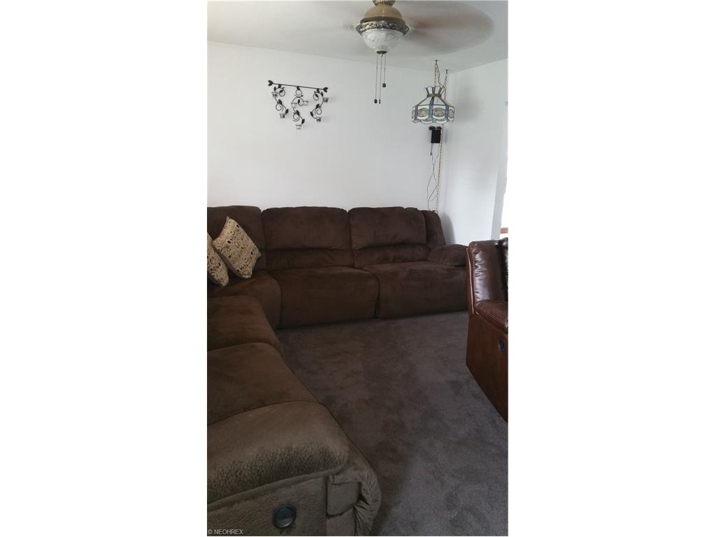 For Sale: 4691 Homewood Dr Mentor, OH 44060