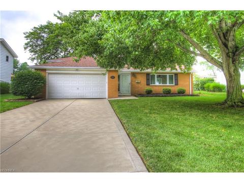5758 Forest Ridge Dr