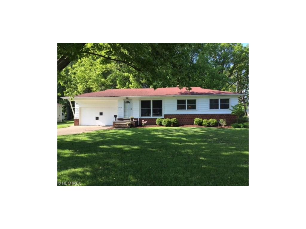 For Sale: 23736 Elm Rd North Olmsted, OH 44070