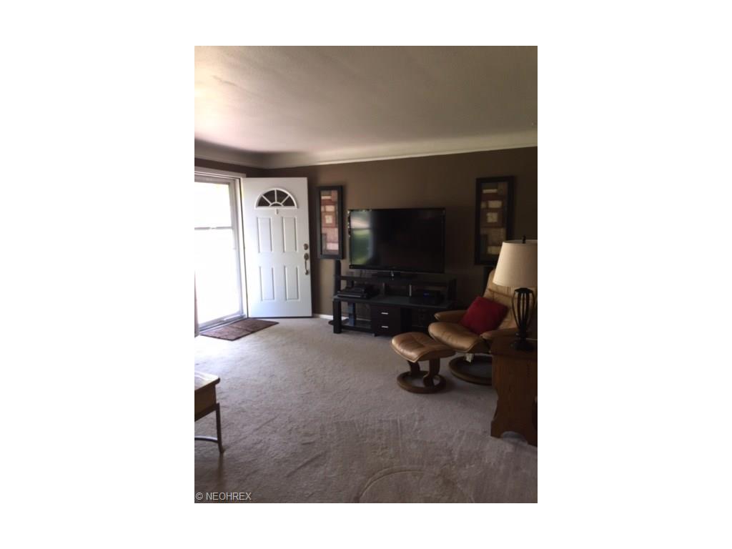 For Sale: 23736 Elm Rd North Olmsted, OH 44070