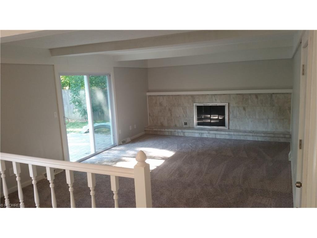 For Sale: 4000 Fielding Dr North Olmsted, OH 44070