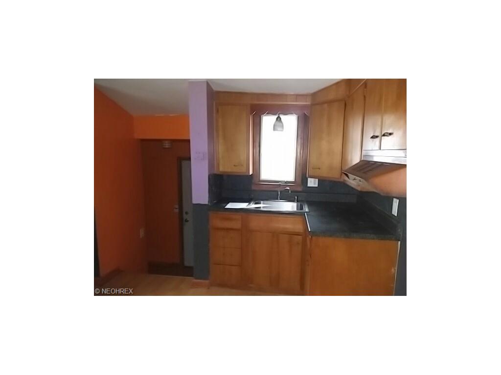 4589 Columbia Rd