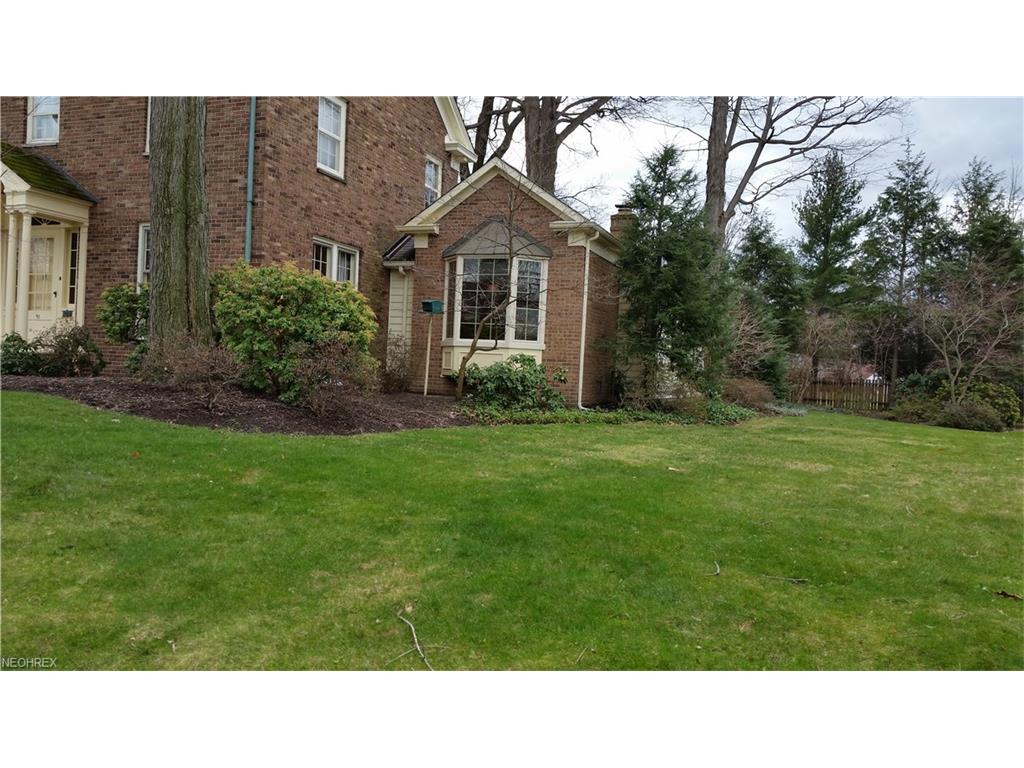 213 S Settlers Ln