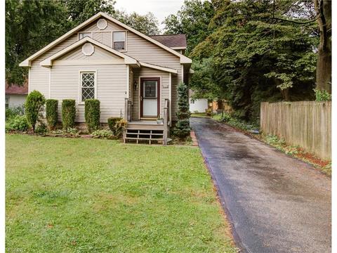 605 Elm St