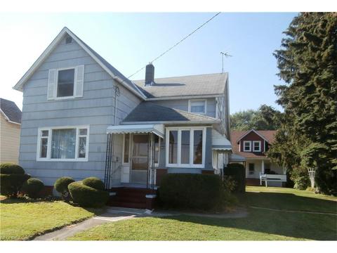 408 New 4th St