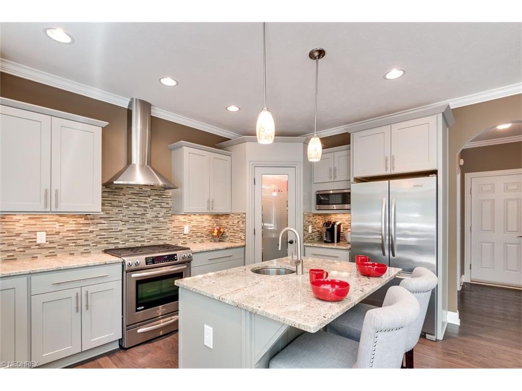 For Sale: 8009 Daisy Hill Ct Painesville, OH 44077