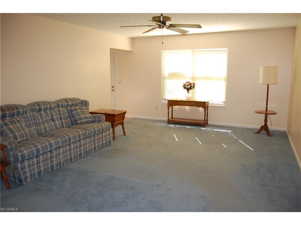 2229 Heather Ln #8