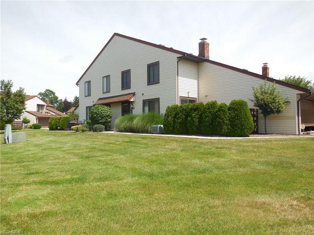 2205 Heather Ln