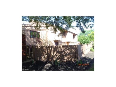 2708 W 37th St
