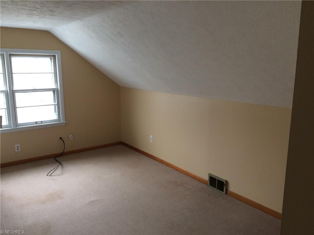1683 Empire Rd