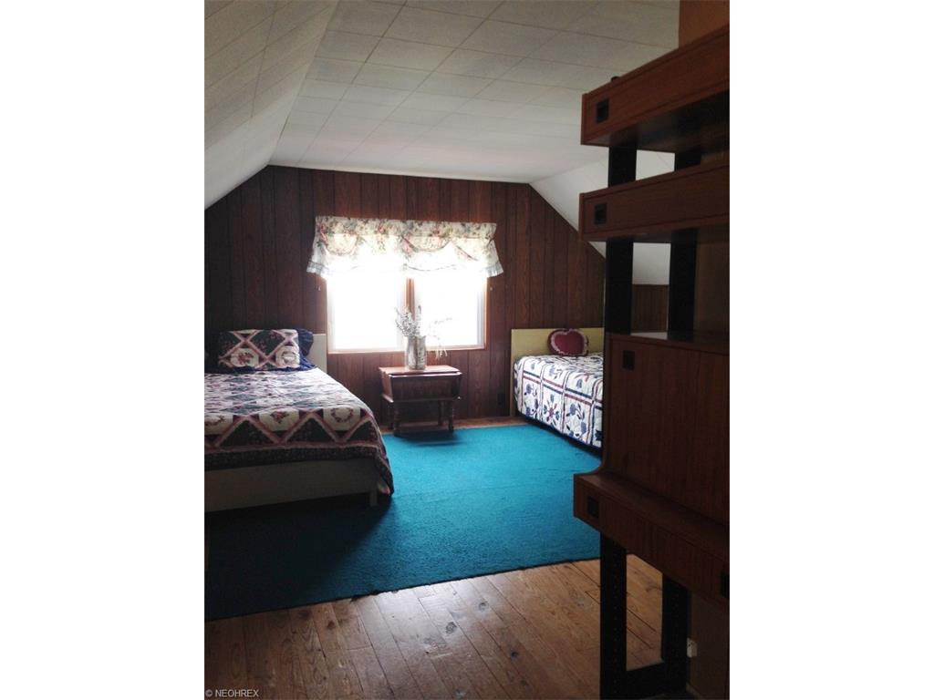 For Sale: 679 N Elmwood Ave Wickliffe, OH 44092