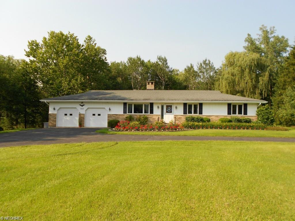 For Sale: 7057 Euclid Chardon Rd Willoughby, OH 44094