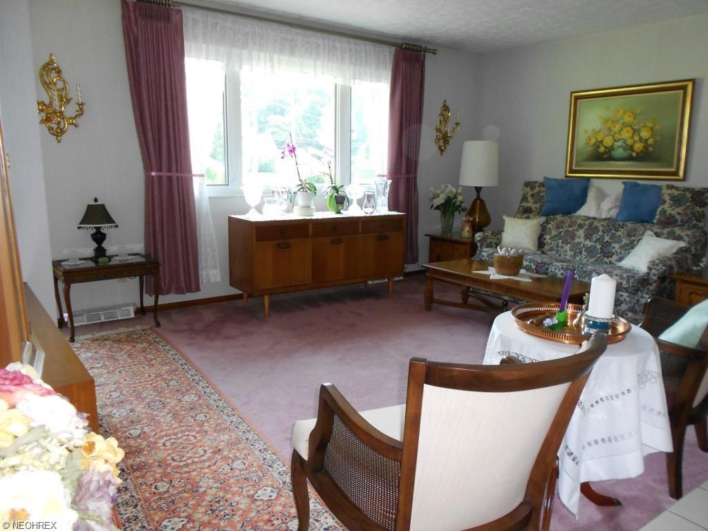 For Sale: 7057 Euclid Chardon Rd Willoughby, OH 44094