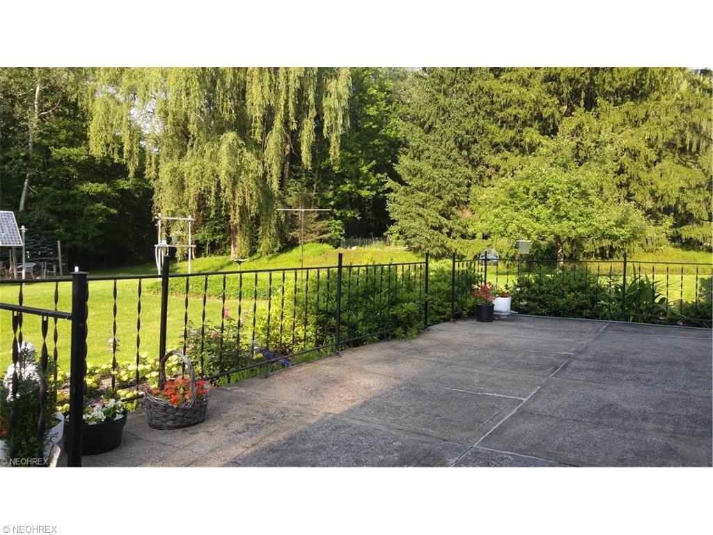 For Sale: 7057 Euclid Chardon Rd Willoughby, OH 44094