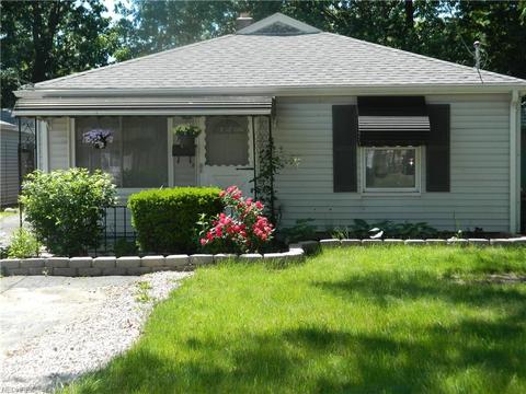 413 Carlton Dr