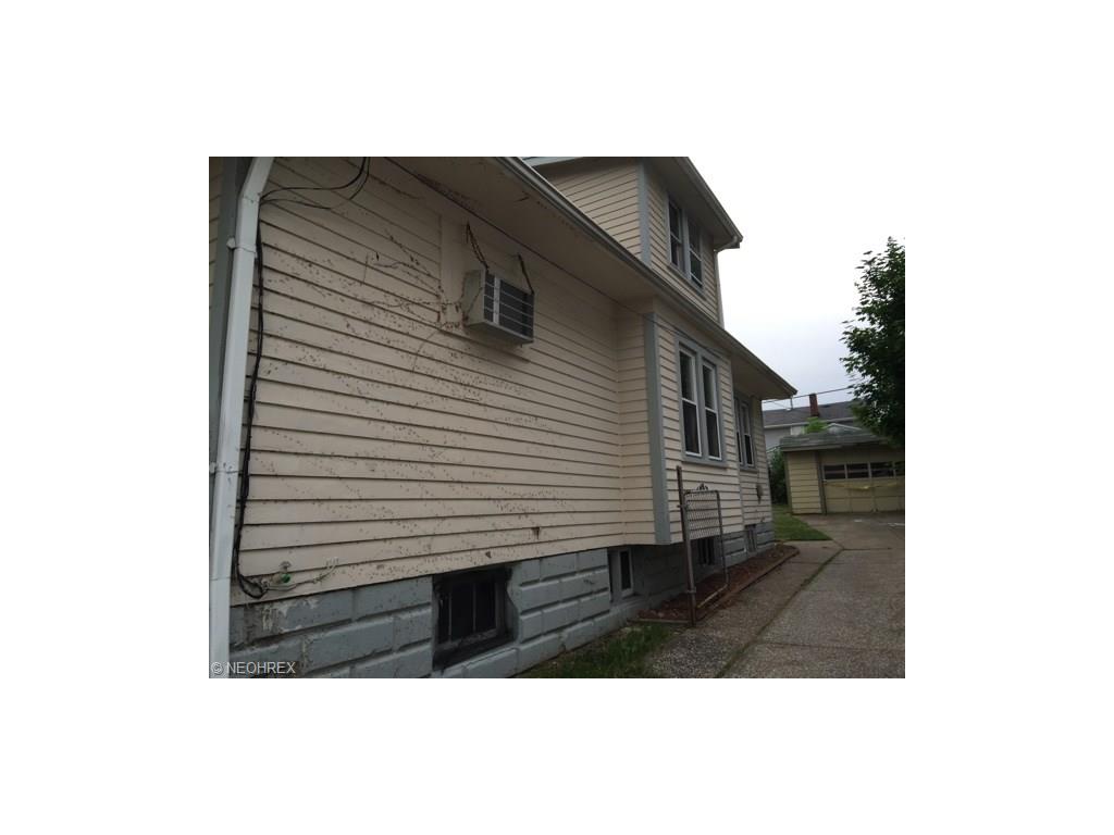 For Sale: 3311 Saratoga Ave Cleveland, OH 44105