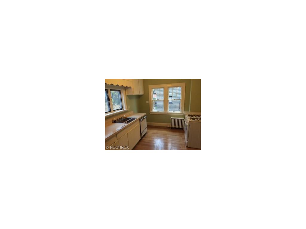 2229 Delaware Dr
