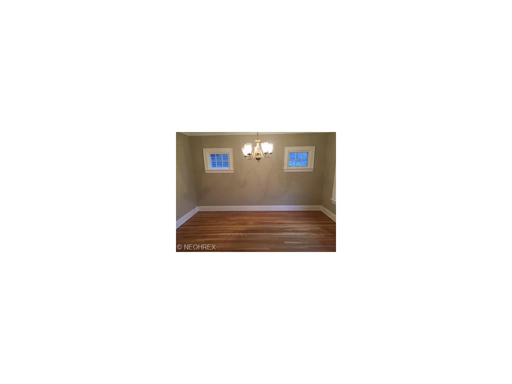 2229 Delaware Dr
