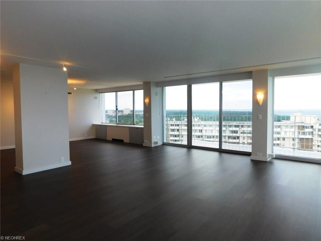 For Sale: 12700 Lake Ave #2706 Lakewood, OH 44107